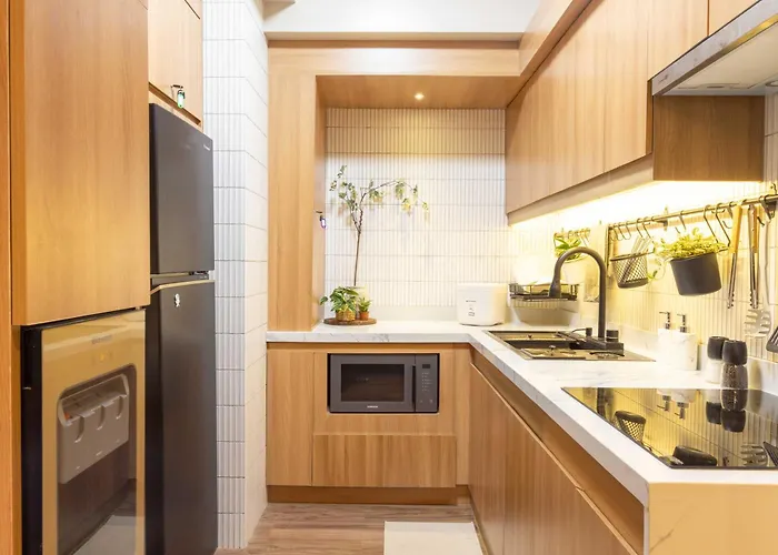 Cozy 2br Free Parking, Free Pool & Self Check In Aparthotel