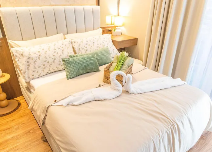 Cozy 2br Free Parking, Free Pool & Self Check In Aparthotel 4*