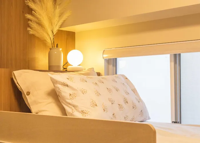 Cozy 2br Free Parking, Free Pool & Self Check In 4*