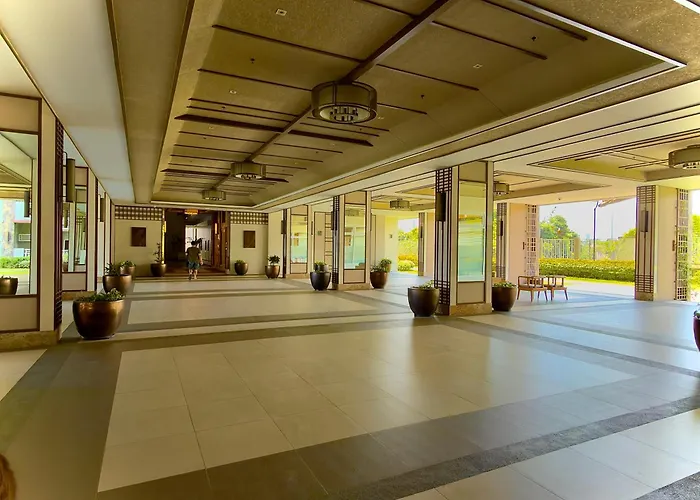 Cozy 2br Free Parking, Free Pool & Self Check In Aparthotel 4*